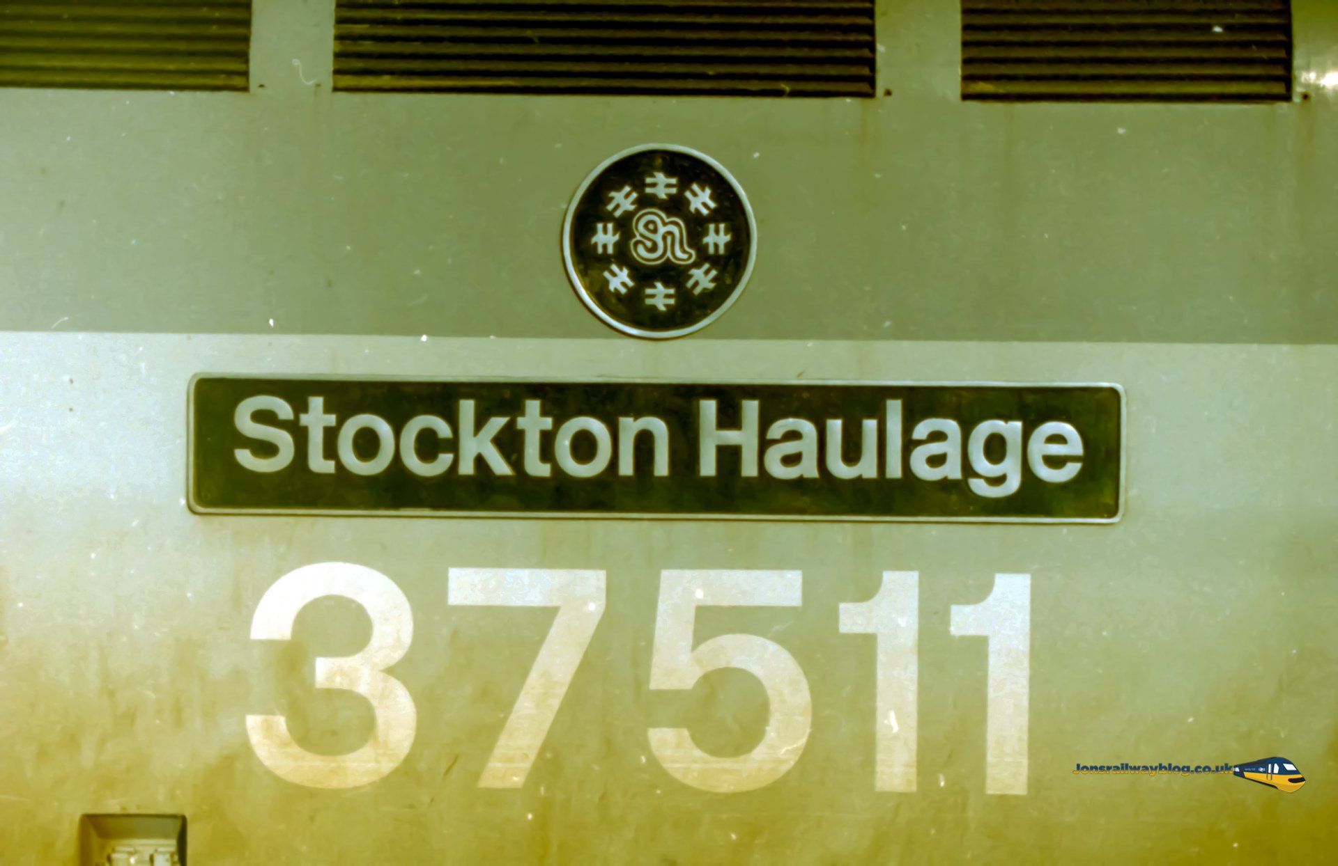 British Rail Class 37511